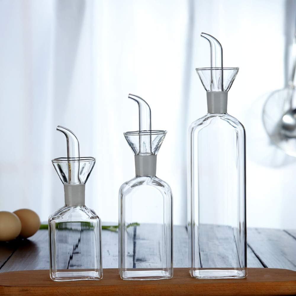 Landhope Oil Bottle Glass Olive Oil Dispenser Bottle Glass Cooking Oil Vinegar Measuring Dispenser with Spout for Kitchen and BBQ (500 Ml/17 Oz)